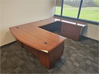8' 8" u shaped desk