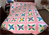 Quilt – Pink and White
