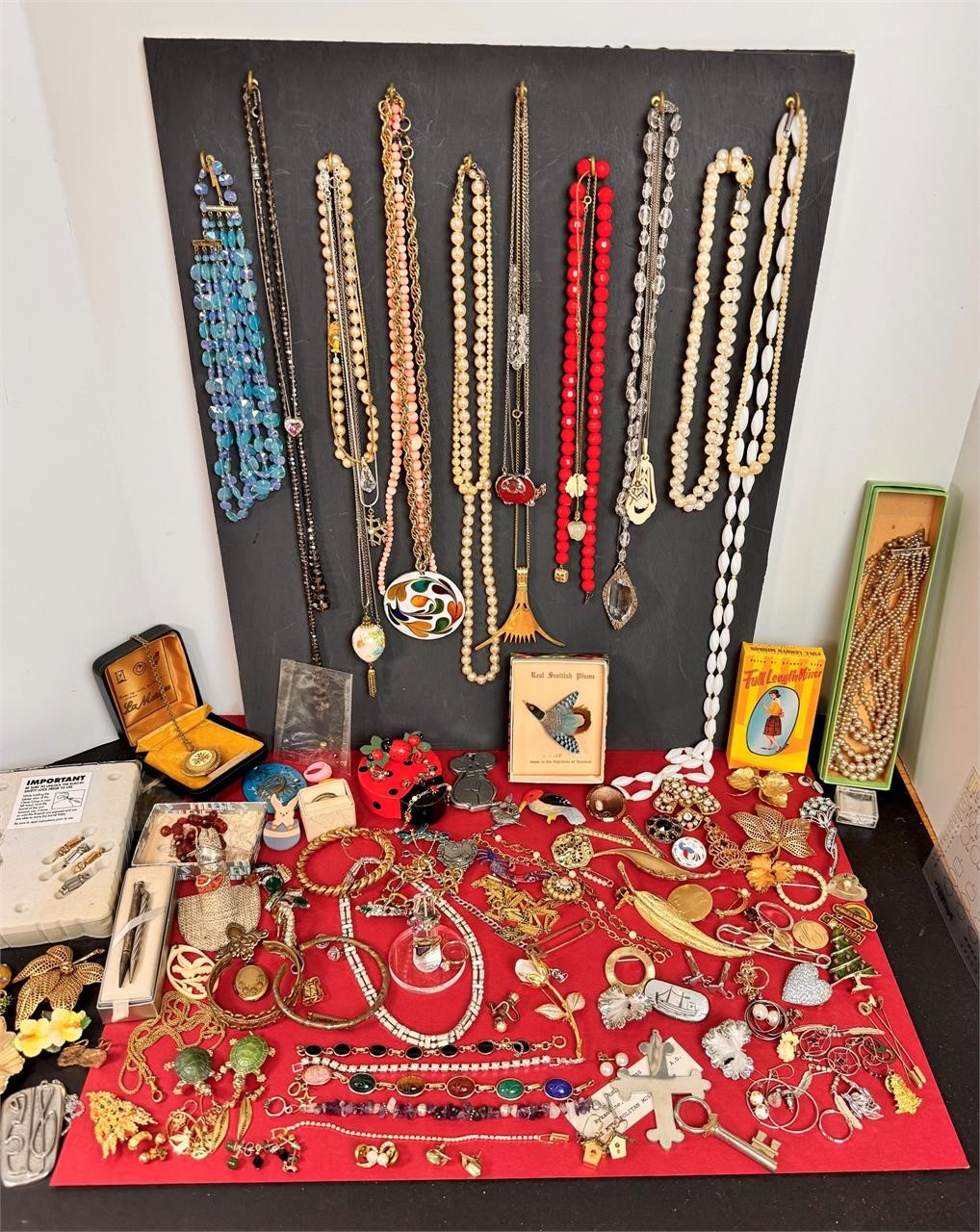 Vintage Fashion Jewelry