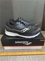 Saucony Men’s size 10 shoes