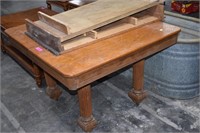 Antique Oak Dining Table on Casters w/Two Leaves