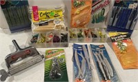 TOWNSEND FISH SKINNER AND LURES WORMS LEECHES