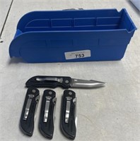 4 Switch Blade Knives with 3" blade