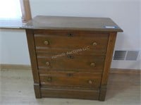 Vintage small oak dresser - 30" x 30" x 16"