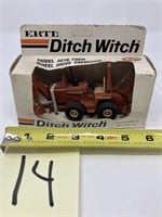 ERTL Ditch Witch Model 4010 4wd Trencher
