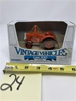 Vintage Vehicles Case 500 1/43 Scale