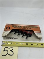 ERTL Die-Cast International Plow 1/32 Scale