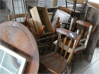 Large group wood items - door, chairs, ect. - as i