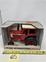 ERTL Special Edition IH 1466 Turbo 1/16 Scale