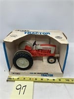 ERTL Ford 981 Select O Speed Tractor