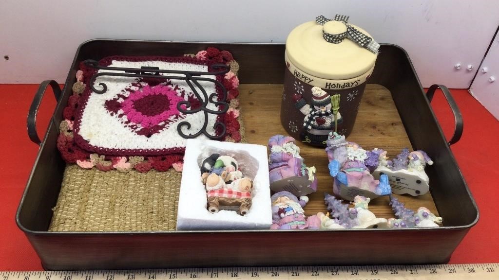 ASSORTED SNOWMEN FIGURES, POT HOLDERS & MORE