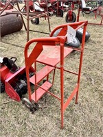 Portable ladder stand