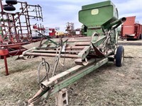 Antique John Deere 42 pull-type combine