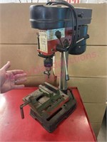 2ft Benchtop drill press w/ vise