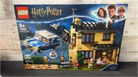 New Sealed Harry Potter 797 Piece Lego Kit