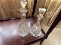 2 HLASS DECANTERS