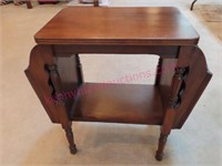 Antique lamp table w/ mag rack ends (nice)