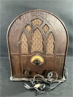 Vintage Franklin Cathedral Radio Model C-101,Works