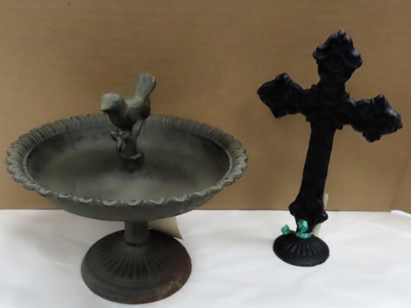 We Ship: Cast Iron Bird Bath (7.5"x7.5")