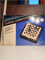 Chess computer, all there,  works!