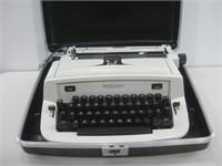 14"x 6"x 6.25" Vtg Royal Typewriter Untested