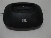JBL On Beat Micro Speaker Dock Powers On