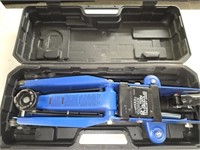 Heavy Blue Metal Power Torque Hydraulic Jack