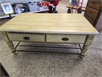 Coffee table with 2 drawers