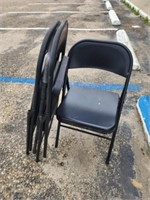 Lot of 4 folding metal chairs