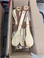 Box lot of bamboo spoons