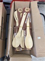 Box lot of bamboo spoons