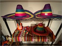 Maracas Wooden Top Sombrero Pinata Straw Hats