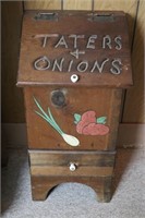 Vntg Wood Taters & Onions Bin