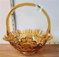 Vintage Fenton Art Glass  Ruffled Edge Basket 8"