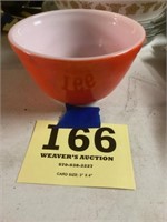 Red Pyrex number 401 1 1/2 pint bowl
