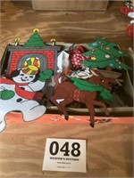 Box lot Christmas magnets