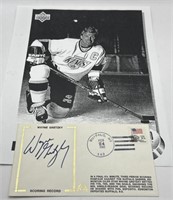 (D) Signed Autograph Wayne Gretzky Index Card not