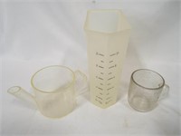 OLD Glass Measuring Cup - 10 Cup Measuring