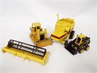 CAT Caterpillar Yellow Tractor New Holland Tractor