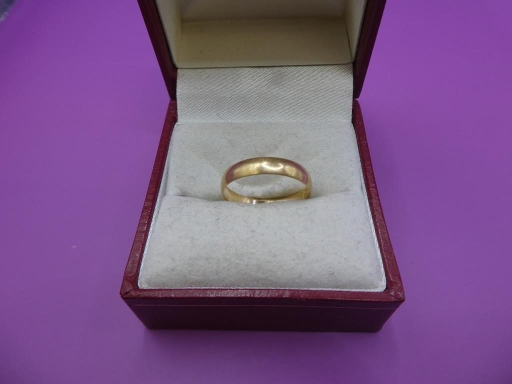 14 K Yellow Gold Band 1.59 Grams Size 6