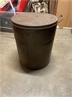 Metal can 5 gallon