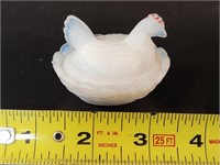 Milkglass Hen on Nest