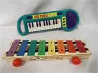 Kid Tunes Electronic Keyboard (UNTESTED) &