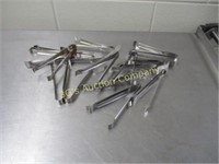 Lot of 20 Serving Tongs - 100
