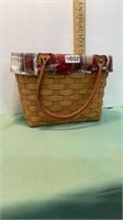 Longaberger, 2003 purse basket with hard liner