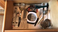 Kitchen utensil drawer lot