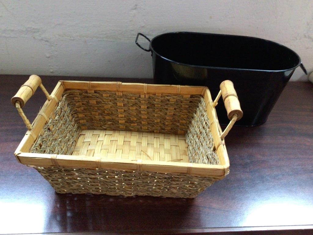 4/29 Collectible Consignment Auction Misc household