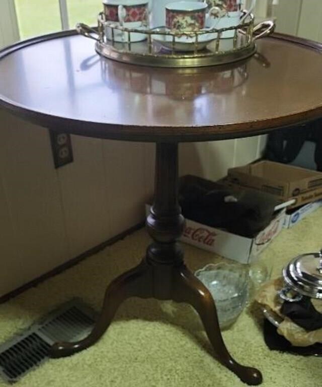 Antique tea  table with round edged top