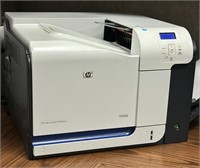 HP COLOR LASERJET CP3525 dn