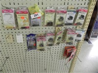 Assortment of Uncle Mike's Super Swivels, Hammer